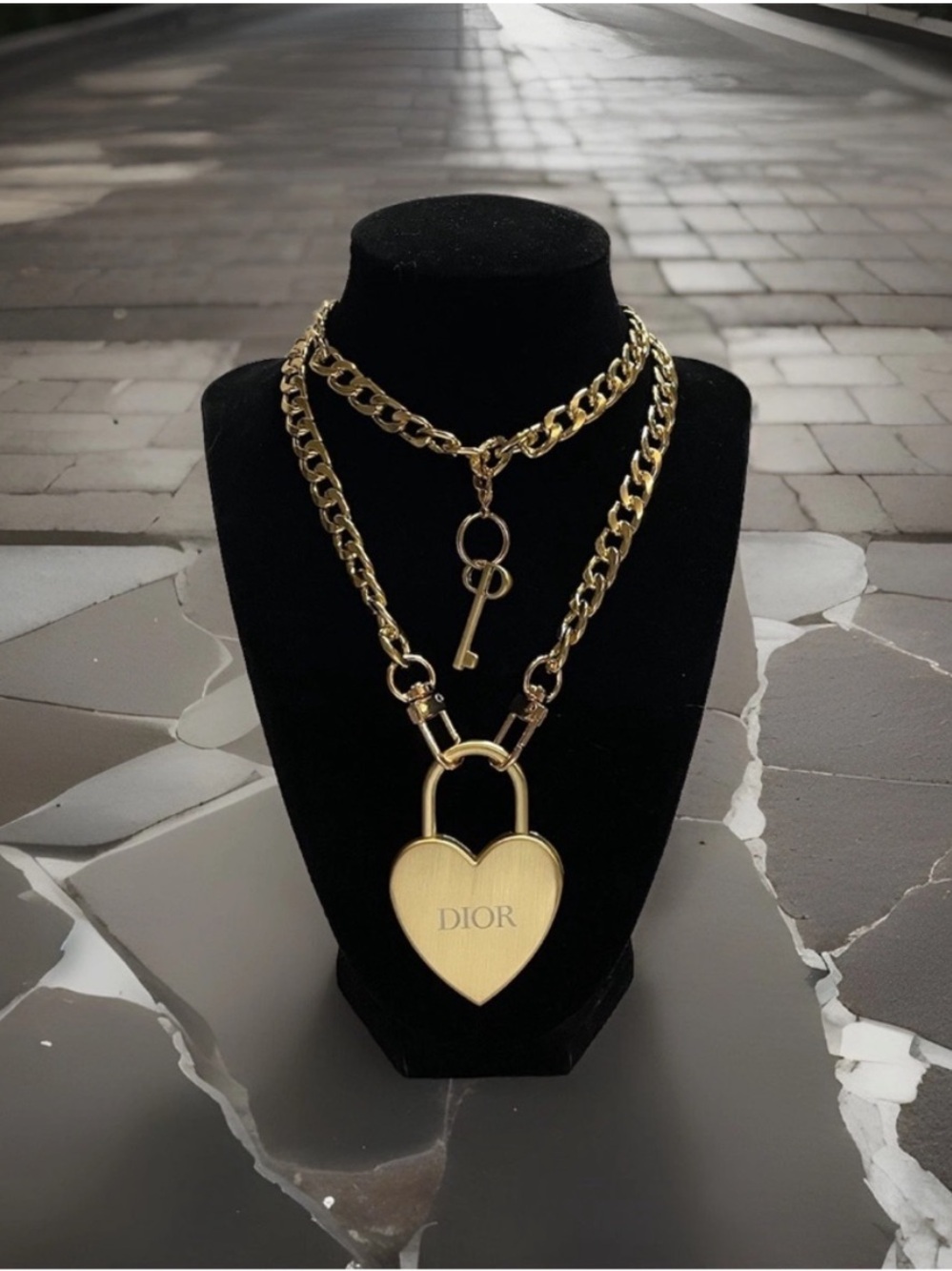 NEW Christian Dior Novelty Gold Lock + Key in Box w/ Unbranded Gold Tone Chain